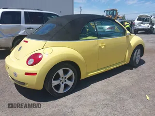 2007 Volkswagen Beetle with VIN 3VWSG31Y27M420387, listed as a IAAI auction lot 42667031 with 140,584 mi miles and . Bid and sale history available at DreamBid. Image 4.