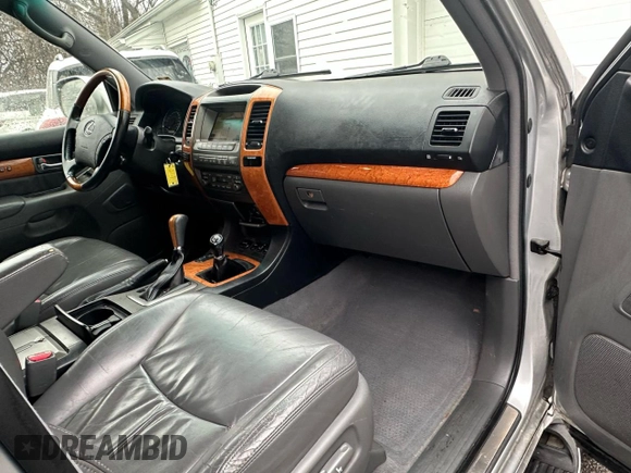 2007 Lexus GX 470 with VIN JTJBT20X670136469, listed as a Copart auction lot 51963275 with 210,593 mi miles and Clean Title. Bid and sale history available at DreamBid. Image 12.