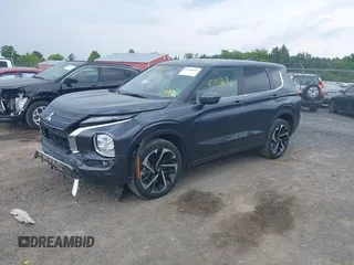 2024 Mitsubishi Outlander SE z VIN JA4J3VA81RZ049952, wystawiony jako IAAI lot #42448676 z przebiegiem 33 337 mil mil oraz . Historia ofert i sprzedaży dostępna na DreamBid. Obrazek 14.