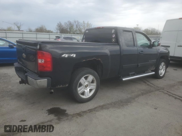 2008 Chevrolet Silverado 1500 LTZ with VIN 2GCEK19J981240990, listed as a Copart auction lot 53208325 with 194,451 mi miles and Salvage Title. Bid and sale history available at DreamBid. Image 3.