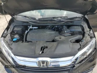 2019 Honda Odyssey EX-L with VIN 5FNRL6H73KB103467, listed as a Copart auction lot 52604005 with 101,892 mi miles and Salvage Title. Bid and sale history available at DreamBid. Image 12.