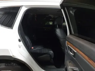 2021 Honda CR-V Touring with VIN 7FART6H98ME024238, listed as a IAAI auction lot 42341911 with 50,757 mi miles and . Bid and sale history available at DreamBid. Image 8.