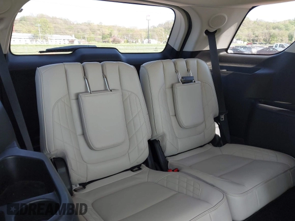2016 Ford Explorer Platinum with VIN 1FM5K8HT8GGA75927, listed as a IAAI auction lot 42070295 with 135,093 mi miles and . Bid and sale history available at DreamBid. Image 17.