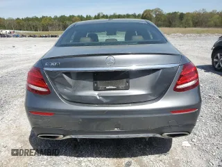 2018 Mercedes-Benz E 300 with VIN WDDZF4JB7JA336307, listed as a Copart auction lot 50811295 with 59,105 mi miles and Salvage title. Bid and sale history available at DreamBid. Image 6.