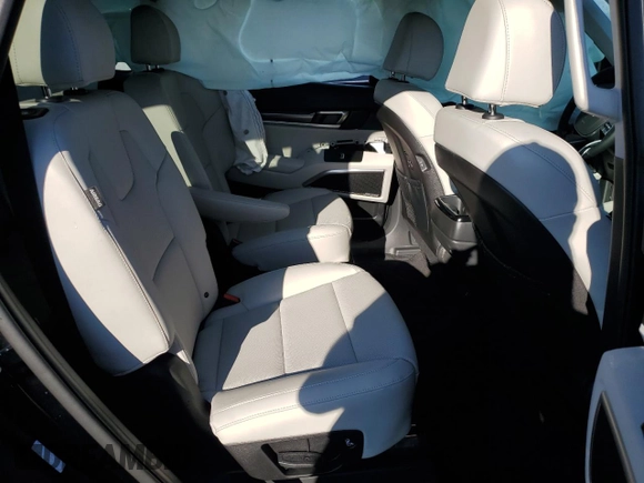 2025 Kia Telluride S with VIN 5XYP64GC4SG598370, listed as a Copart auction lot 46740015 with 513 mi miles and Salvage Title. Bid and sale history available at DreamBid. Image 11.