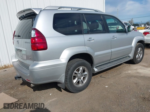2008 Lexus GX 470 with VIN JTJBT20X380153246, listed as a IAAI auction lot 42004558 with 290,219 mi miles. Bid and sale history available at carsss.com. Image 4.