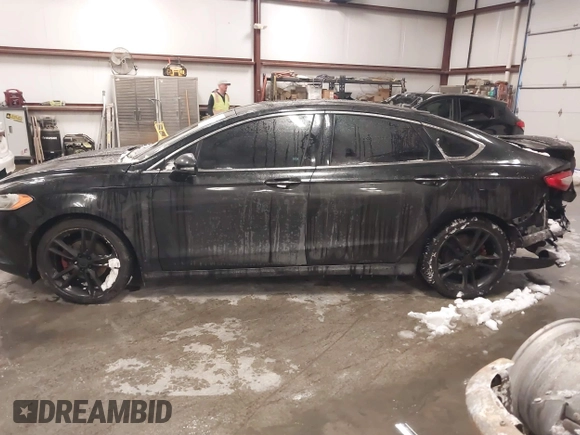 2014 Ford Fusion Titanium with VIN 3FA6P0K92ER336344, listed as a IAAI auction lot 41237225 with 178,169 mi miles. Bid and sale history available at carsss.com. Image 14.