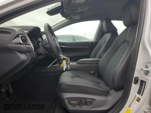 2022 Toyota Camry SE with VIN 4T1G11AK4NU058724, listed as a Copart auction lot 53511615 with 63,235 mi miles and Salvage Title. Bid and sale history available at DreamBid. Image 7.