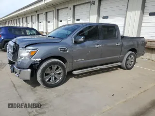 2017 Nissan Titan SV with VIN 1N6AA1E5XHN563418, listed as a Copart auction lot 55619235 with 150,077 mi miles and Salvage title. Bid and sale history available at DreamBid. Image 1.