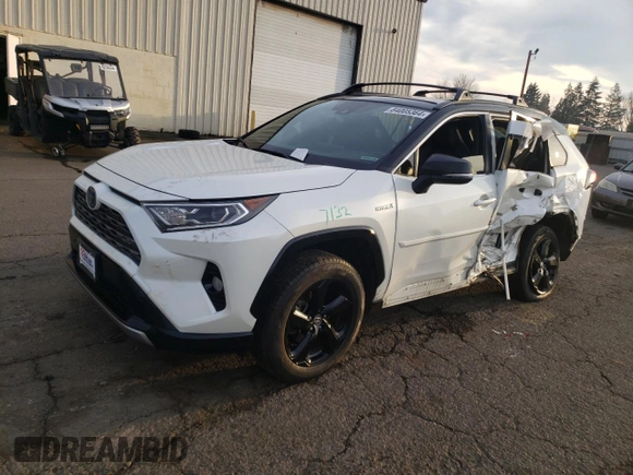 2020 Toyota RAV4 Hybrid XSE with VIN JTMEWRFV5LD541943, listed as a Copart auction lot 84005364 with 88,435 mi miles and Salvage title. Bid and sale history available at DreamBid. Image 1.