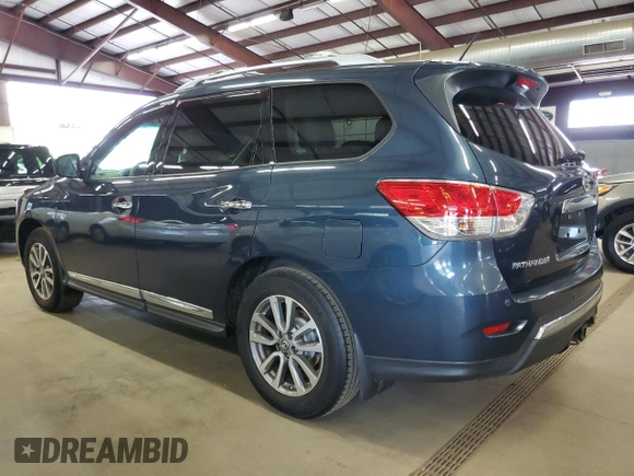 2014 Nissan Pathfinder S with VIN 5N1AR2MM2EC620501, listed as a Copart auction lot 63550185 with 242,128 mi miles and Clean title. Bid and sale history available at DreamBid. Image 2.