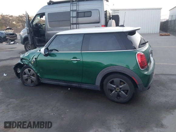2020 MINI Hardtop Cooper SE with VIN WMWXP3C09L2M38724, listed as a IAAI auction lot 41164970 with Not Provided miles and . Bid and sale history available at DreamBid. Image 15.