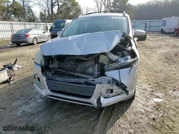 2013 Ford Escape SE with VIN 1FMCU0GX3DUC51058, listed as a Copart auction lot 46136495 with 92739 miles and Salvage Title. Bid and sale history available at carsss.com. Image 14.