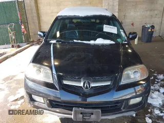 2005 Acura MDX with VIN 2HNYD18215H515153, listed as a IAAI auction lot 41538437 with 175,782 mi miles. Bid and sale history available at carsss.com. Image 12.