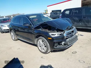 2018 Audi Q5 Premium Plus with VIN WA1BNAFY6J2008147, listed as a IAAI auction lot 41692642 with 113,475 mi miles. Bid and sale history available at carsss.com. Image 1.