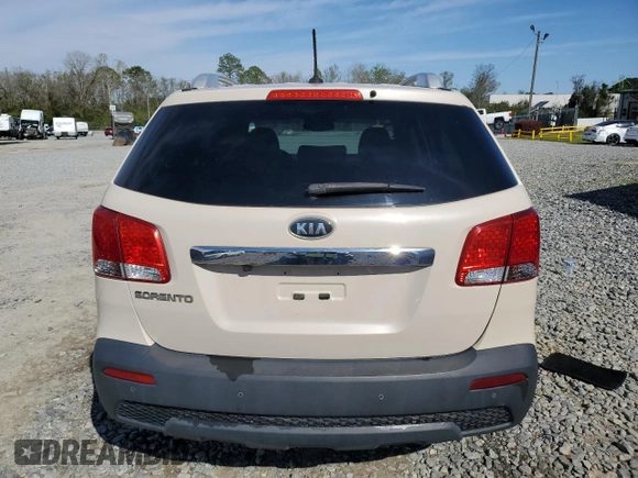 2011 Kia Sorento LX with VIN 5XYKT3A15BG125050, listed as a Copart auction lot 50715195 with 156,970 mi miles and Salvage Title. Bid and sale history available at carsss.com. Image 6.