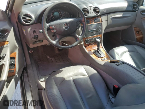 2007 Mercedes-Benz CLK-Class 3.5L with VIN WDBTK56FX7F206030, listed as a Copart auction lot 77271194 with 155,157 mi miles and Salvage Title. Bid and sale history available at carsss.com. Image 8.