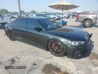 2023 Audi S8 z VIN WAULSAF84PN014570, wystawiony jako Copart lot #66176284 z przebiegiem 6 149 mil mil oraz Szkoda całkowita • Salvage title. Historia ofert i sprzedaży dostępna na DreamBid. Obrazek 4.