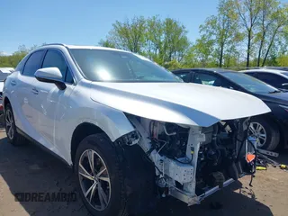 2024 Lexus RX 350 z VIN 2T2BAMCA7RC074242, wystawiony jako IAAI lot #42220864 z przebiegiem 4544 mil mil oraz . Historia ofert i sprzedaży dostępna na DreamBid. Obrazek 1.