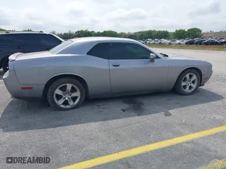 2013 Dodge Challenger SXT with VIN 2C3CDYAG7DH611273, listed as a IAAI auction lot 41638740 with 1 mi miles. Bid and sale history available at carsss.com. Image 13.