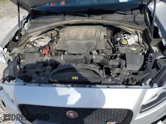 2018 Jaguar F-Pace S z VIN SADCM2FV9JA295115, wystawiony jako Copart lot #53657865 z przebiegiem 165 940 mil mil oraz Szkody całkowita. Historia ofert i sprzedaży dostępna na DreamBid. Obrazek 12.