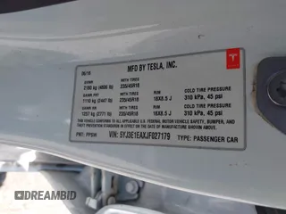 2018 Tesla Model 3 Long Range Battery with VIN 5YJ3E1EAXJF027179, listed as a IAAI auction lot 42059918 with 43,566 mi miles. Bid and sale history available at carsss.com. Image 9.