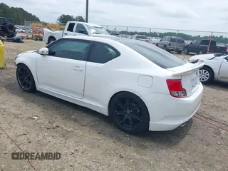 2011 Scion tC z VIN JTKJF5C75B3010638, wystawiony jako IAAI lot #42127293 z przebiegiem 149 320 mil mil oraz . Historia ofert i sprzedaży dostępna na DreamBid. Obrazek 3.