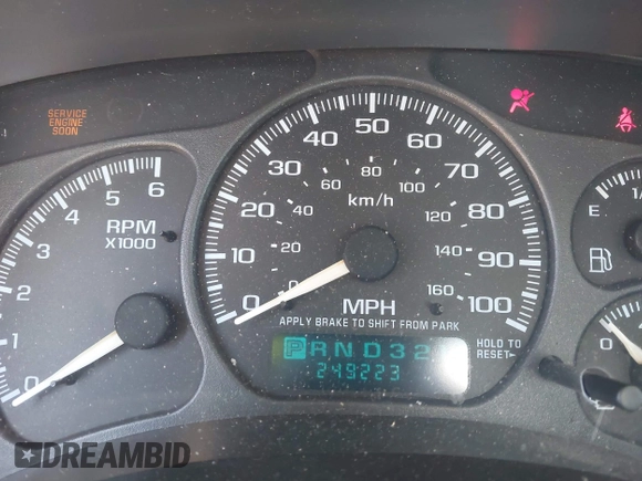 2002 Chevrolet Avalanche z VIN 3GNEK13T02G127607, wystawiony jako IAAI lot #42247519 z przebiegiem 249 223 mil mil oraz . Historia ofert i sprzedaży dostępna na DreamBid. Obrazek 15.