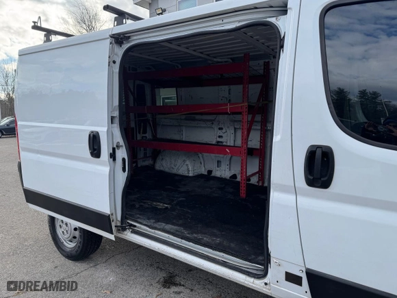 2019 Ram ProMaster Cargo Van with VIN 3C6TRVAG8KE516572, listed as a Copart auction lot 88948265 with 189,664 mi miles and Clean Title. Bid and sale history available at carsss.com. Image 6.
