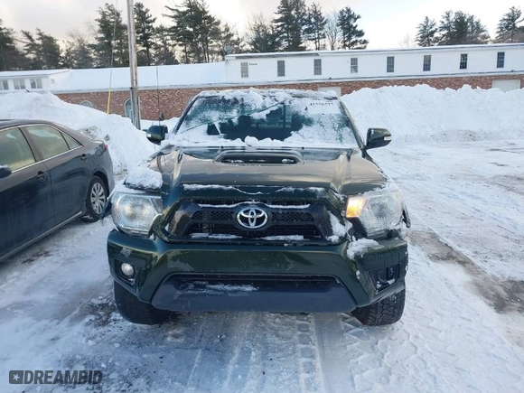 2014 Toyota Tacoma with VIN 5TFUU4EN5EX088253, listed as a IAAI auction lot 41556575 with NaN miles. Bid and sale history available at carsss.com. Image 18.