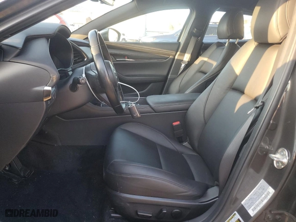 2021 Mazda Mazda3 Hatchback Preferred with VIN JM1BPALL4M1402605, listed as a Copart auction lot 80935314 with 33,112 mi miles and Salvage Title. Bid and sale history available at carsss.com. Image 7.