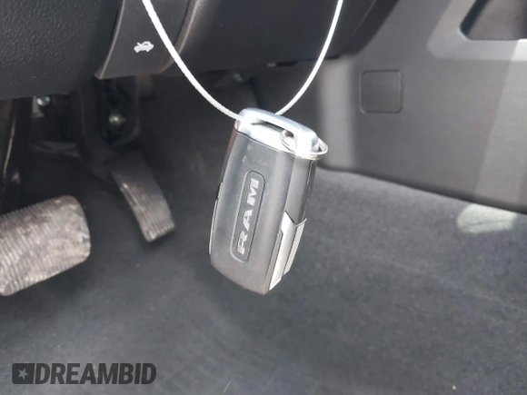 2020 Ram 1500 Big Horn with VIN 1C6SRFFT4LN381627, listed as a IAAI auction lot 42264437 with 43,833 mi miles and . Bid and sale history available at DreamBid. Image 11.