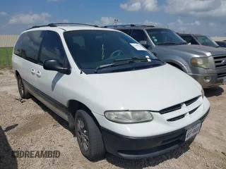 1999 Dodge Caravan SE z VIN 2B4GP44GXXR268138, wystawiony jako IAAI lot #42445024 z przebiegiem 162 137 mil mil oraz . Historia ofert i sprzedaży dostępna na DreamBid. Obrazek 1.