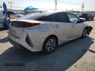 2017 Toyota Prius Plus with VIN JTDKARFP2H3059219, listed as a Copart auction lot 59822955 with 110,074 mi miles and Salvage title. Bid and sale history available at DreamBid. Image 3.