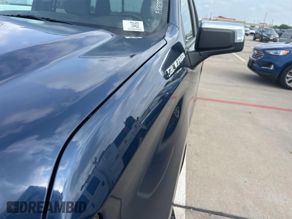 2020 Chevrolet Silverado 1500 LT with VIN 1GCRYDED3LZ298658, listed as a IAAI auction lot 42201997 with 96,412 mi miles. Bid and sale history available at carsss.com. Image 1.