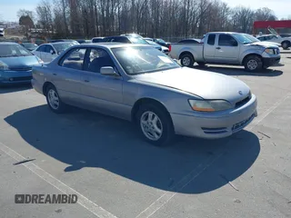 1996 Lexus ES 300 с VIN JT8BF12G9T0138503, выставлен на аукционе IAAI как лот 41653158 с пробегом 238 435 миль миль и . История ставок и продаж доступна на DreamBid. Изображение 1.