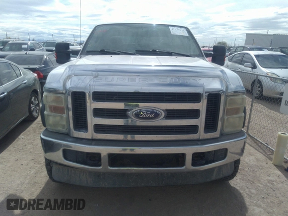 2008 Ford Super Duty F-250 SRW XL with VIN 1FTSX21538EE24913, listed as a IAAI auction lot 41279613 with 288,360 mi miles. Bid and sale history available at carsss.com. Image 12.