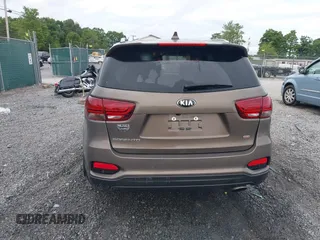 2019 Kia Sorento LX with VIN 5XYPGDA32KG429289, listed as a IAAI auction lot 40030977 with 53,579 mi miles. Bid and sale history available at carsss.com. Image 17.