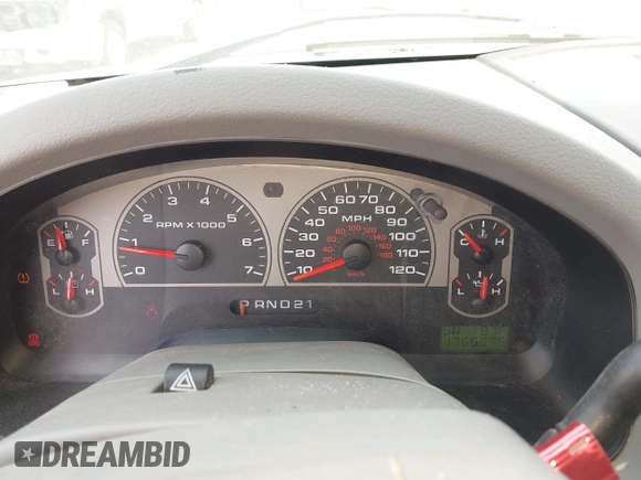 2008 Ford F-150 XLT with VIN 1FTPX14V98FB55967, listed as a IAAI auction lot 42520244 with 176,667 mi miles and . Bid and sale history available at DreamBid. Image 7.