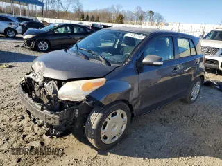 2009 Scion xD z VIN JTKKU10459J033114, wystawiony jako Copart lot #47297745 z przebiegiem 183 230 mil mil oraz Szkoda całkowita • Salvage title. Historia ofert i sprzedaży dostępna na DreamBid. Obrazek 1.