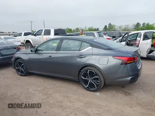 2025 Nissan Altima SR with VIN 1N4BL4CV9SN359003, listed as a IAAI auction lot 41881142 with 3,204 mi miles and . Bid and sale history available at DreamBid. Image 14.