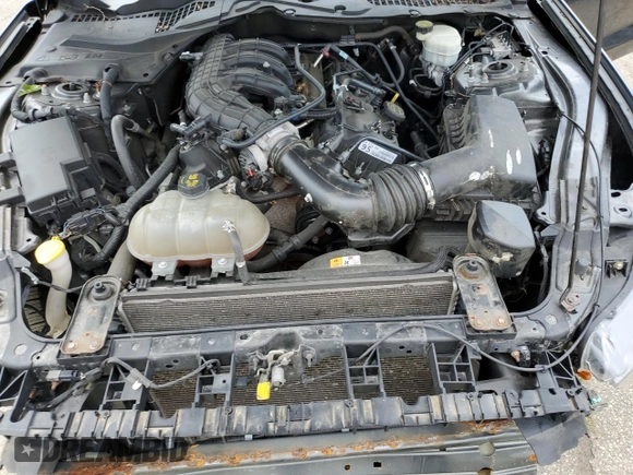 2016 Ford Mustang V6 with VIN 1FA6P8AM2G5301121, listed as a Copart auction lot 61177025 with 99,789 mi miles and Salvage title. Bid and sale history available at DreamBid. Image 11.