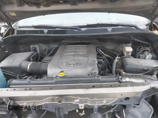 2010 Toyota Tundra 4WD Truck with VIN 5TFCY5F13AX009786, listed as a IAAI auction lot 41354641 with 204,918 mi miles. Bid and sale history available at carsss.com. Image 10.
