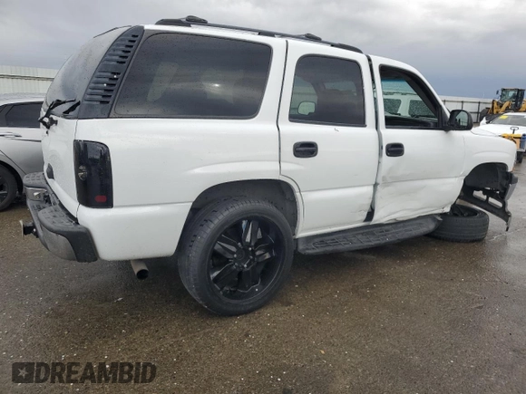 2003 Chevrolet Tahoe LS z VIN 1GNEC13T03J203176, wystawiony jako Copart lot #49501875 z przebiegiem 186 529 mil mil oraz Szkoda całkowita • Salvage title. Historia ofert i sprzedaży dostępna na DreamBid. Obrazek 3.