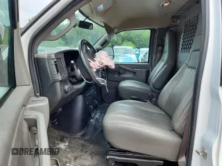 2023 Chevrolet Express Cargo with VIN 1GCWGAFP8P1113635, listed as a Copart auction lot 62947825 with 37,544 mi miles and Salvage title. Bid and sale history available at DreamBid. Image 7.