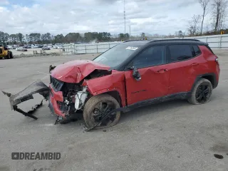 2020 Jeep Compass Altitude z VIN 3C4NJCBB5LT162409, wystawiony jako Copart lot #47762665 z przebiegiem 48 535 mil mil oraz Szkody całkowita. Historia ofert i sprzedaży dostępna na DreamBid. Obrazek 1.