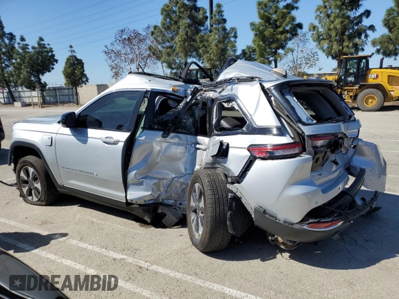 2022 Jeep Grand Cherokee with VIN 1C4RJYB62N8716136, listed as a Copart auction lot 46552485 with Not provided miles and Salvage title. Bid and sale history available at DreamBid. Image 2.
