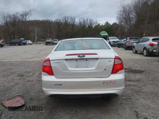2011 Ford Fusion SE with VIN 3FAHP0HA4BR200111, listed as a IAAI auction lot 41843044 with 163,784 mi miles. Bid and sale history available at carsss.com. Image 17.