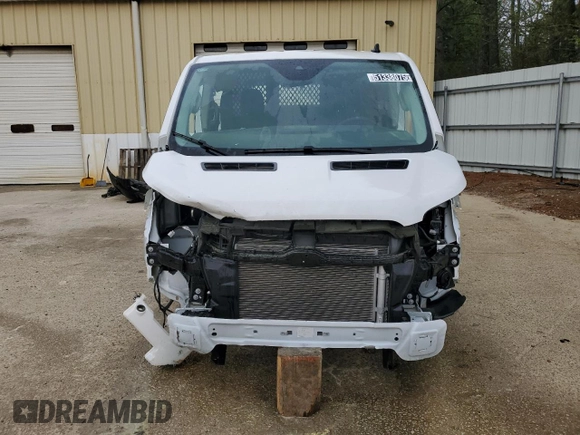 2024 Ford Transit Cargo with VIN 1FTBR1Y82RKA68798, listed as a Copart auction lot 51338075 with 8,653 mi miles and Clean title. Bid and sale history available at DreamBid. Image 5.