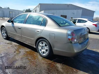 2005 Nissan Altima 2.5 S with VIN 1N4AL11D45C130829, listed as a IAAI auction lot 41828519 with 1 mi miles. Bid and sale history available at carsss.com. Image 3.